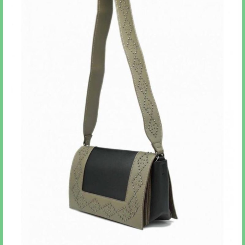 Női keresztpántos táska, geometrikus díszítéssel, műbőr, zöld/fekete taskatar-hu b